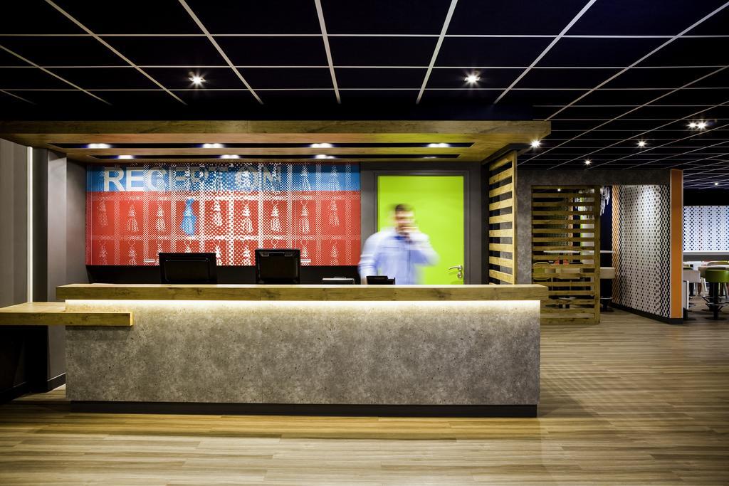 Ibis Budget Grigny Centre מראה חיצוני תמונה
