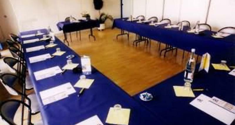 Ibis Budget Grigny Centre מראה חיצוני תמונה