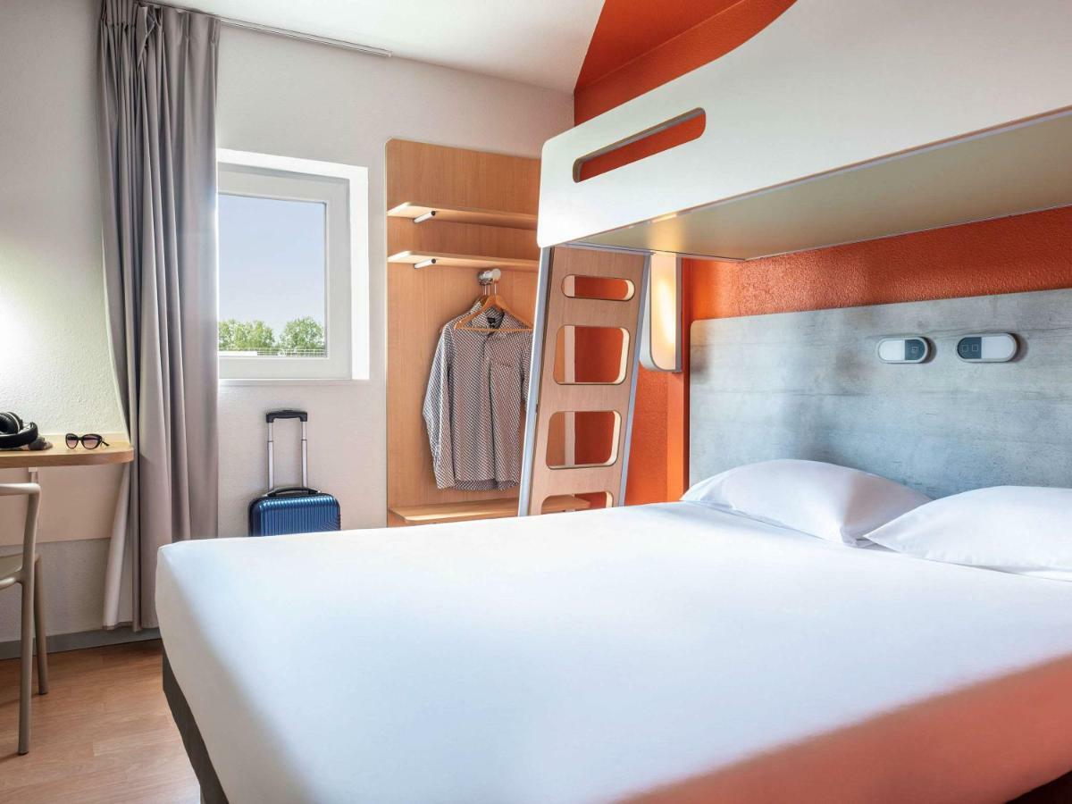 Ibis Budget Grigny Centre מראה חיצוני תמונה
